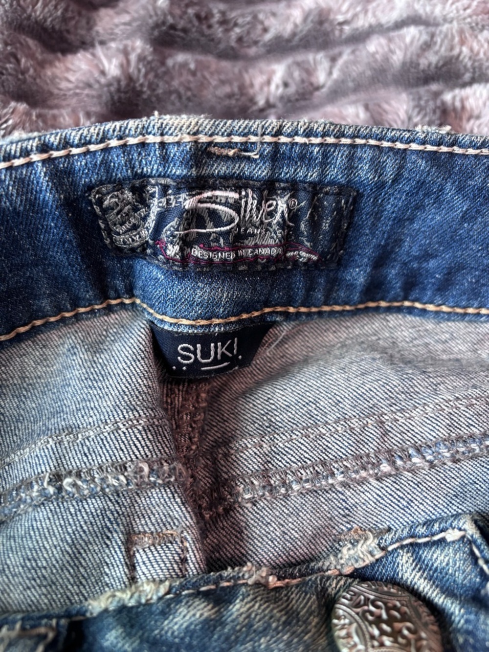 Silver Jeans Distressed Skinny Mid Rise Raw Hem Y2K Denim Size 27w - Picture 8 of 9